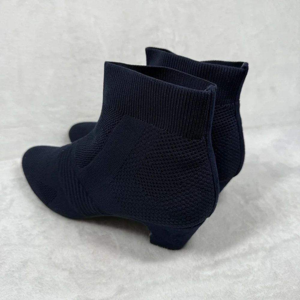 Impo Navy Blue Stretch Knit Sock Bootie Kitten Heel Pointed Toe Memory‎ Foam 7.5